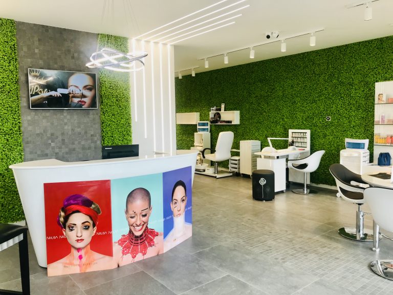 BEAUTY SALON