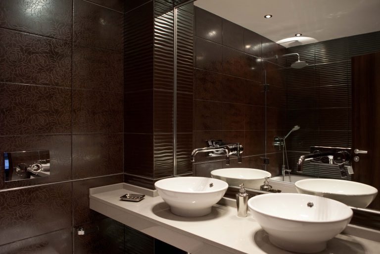 URBAN Luxury FACE